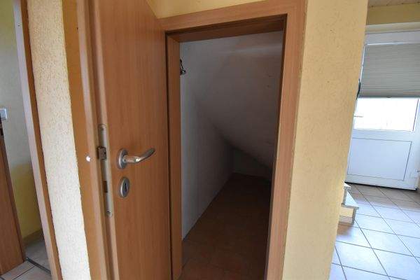 Stauraum unter der Treppe