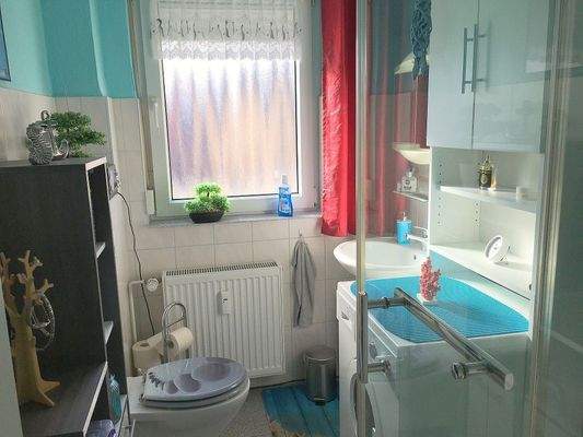 Bad mit Fenster