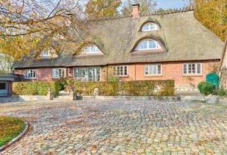 Frontansicht Haupthaus