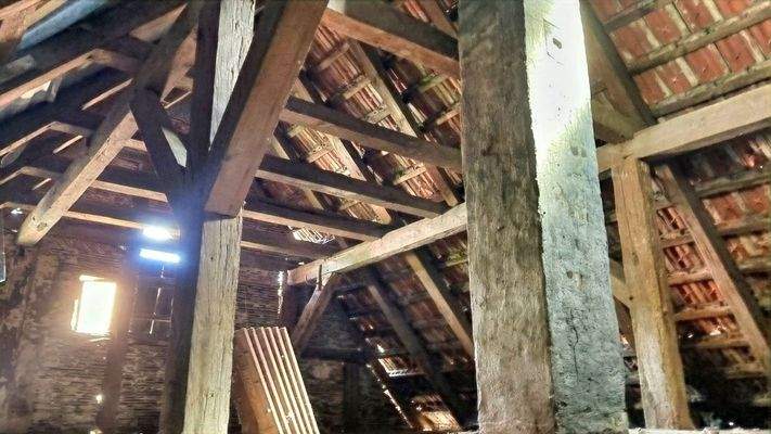 Dachboden Nebengebäude