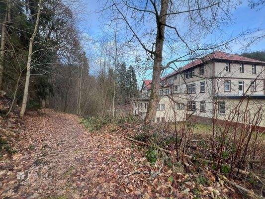 Haus Rückseite mit Weg