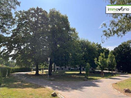 parkähnliches Grundstück