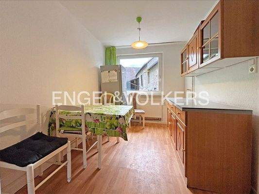 Küche mit Essbereich