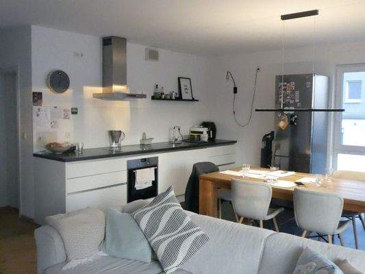 Küche und Essbereich