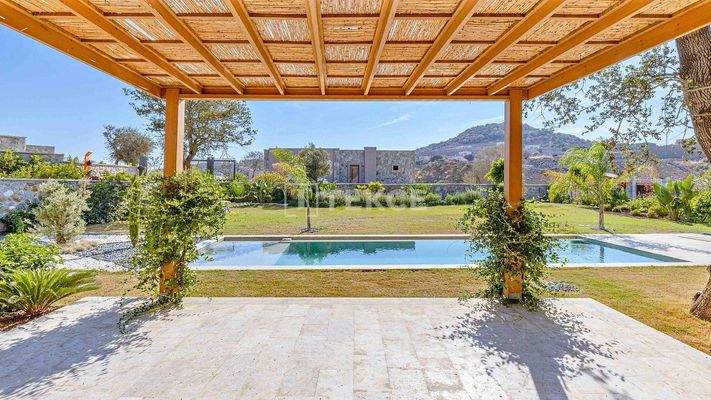 Stone-Coated Villas with Private Pools in Bodrum Gümüşlük