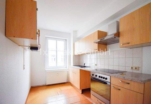 Küche mit Einbauküche