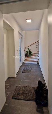 Eingangsbereich Hauslur