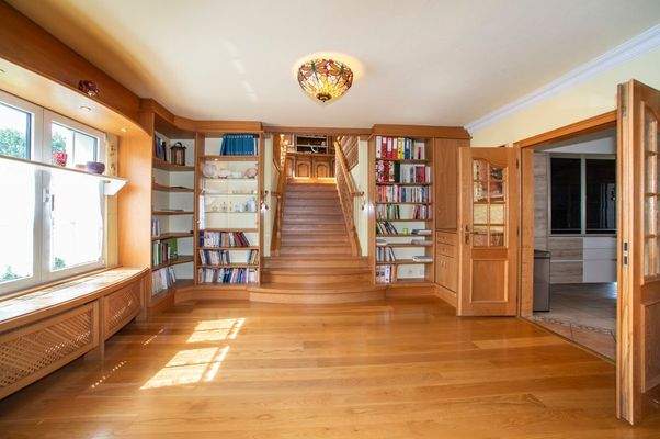 Wohnen EG mit Treppe zur Galerie 