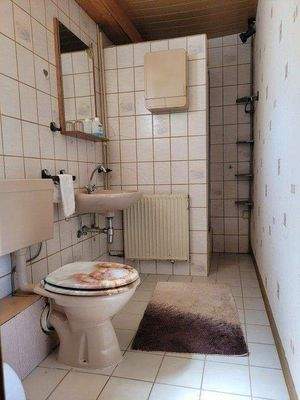 Duschbad im Untergeschoss