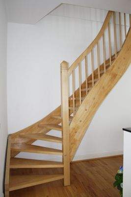 EG hinten Treppe