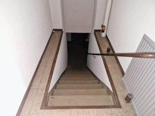 geräumige Kellerräume