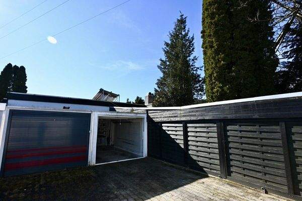 Garage und Carport