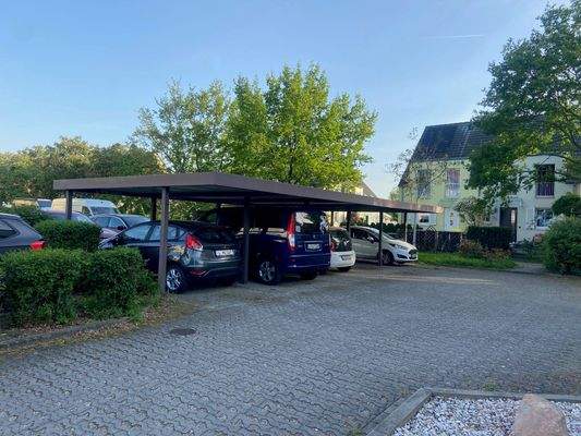 Carport mit Stellplatz