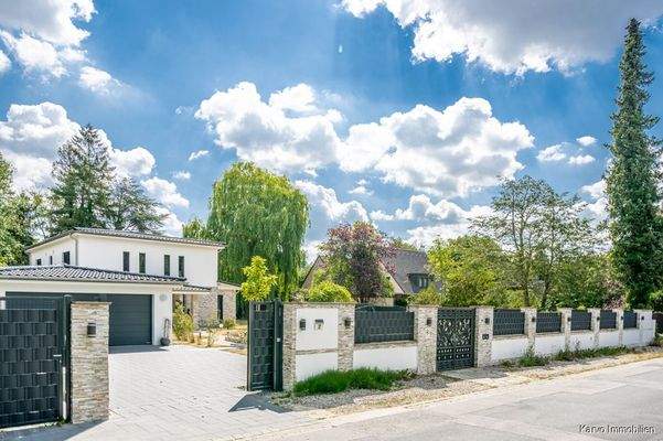 Elektrisches Rolltor