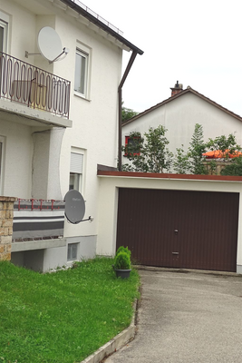 Zufahrt Garage