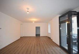 Ansicht - Modernisierte GESCHÄFTSFLÄCHE oder BÜRO in Jahrhundertwendehaus Miete Itzling Salzburg