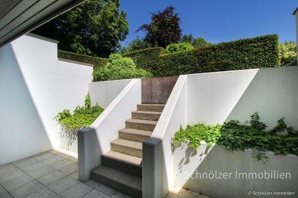 Zugang zum Souterrain / Poolbereich