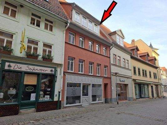 Vorderansicht von links