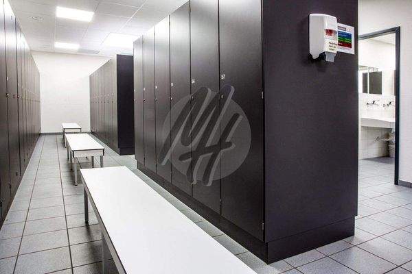 INFOS UNTER: 06171-586000