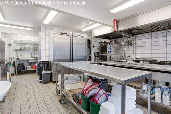 Große Küche/ Nebengebäude