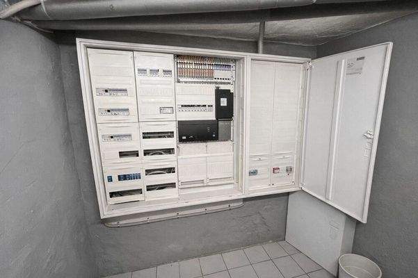 Schaltschrank im Keller