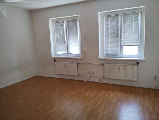 Schlafzimmer / Raum 2