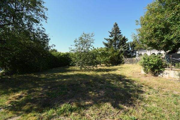 seitlicher Grundstücksbereich