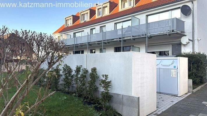 Zuwegung Haus u. Straße