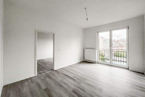 Wohnzimmer (Durchgangszimmer) 