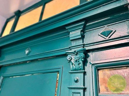 ... klassischen Details ...