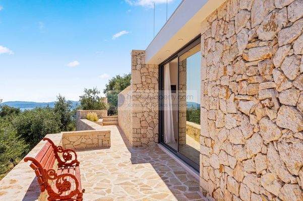 C2972 Villa Nissaki (25)