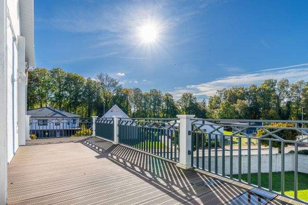 DI - Forbes Global Properties