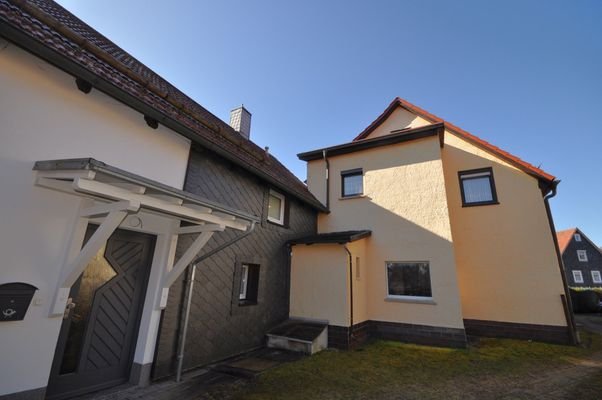 01 Ansicht Zweifamilienhaus.JPG