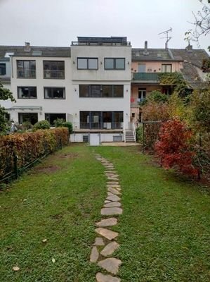 a_Garten, Blick zum Haus