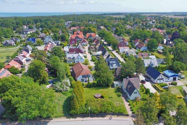 Luftbild mit Westansicht