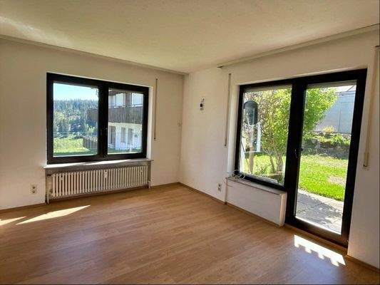 Schlafzimmer mit Zugang zur Terrasse