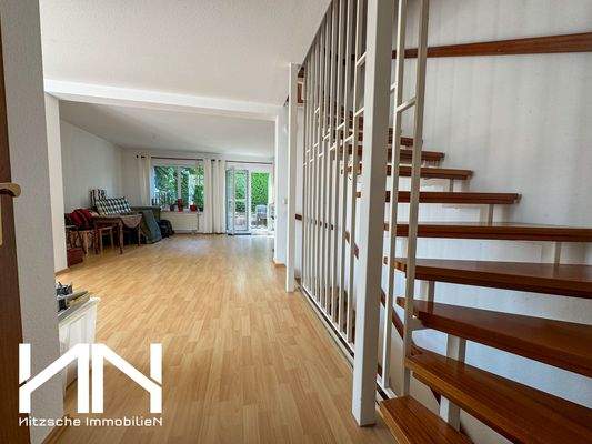 Eingang &amp; Treppe