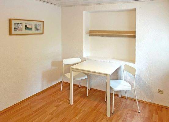 Nr 10 EG App Zimmer (1)