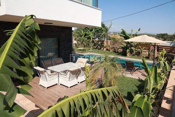 Chic Design Villas with Pool and Garden in Alanya İncekum