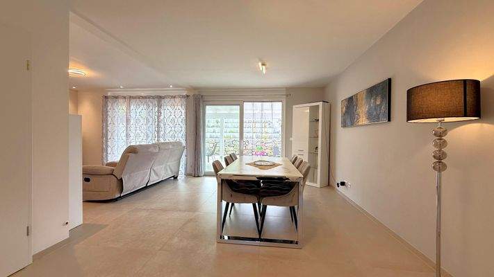 Wohn- und Essbereich EG