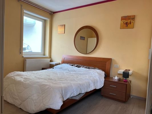 2-Zimmer-Wohnung-Zentrum-Airbnb-Investition-Meran-bilocale-Merano-Maia Bassa-Untermais-Privatvermietung-Ferienwohnung-casa vacanze-Erdgeschoss-piano terra-giardino-Garten