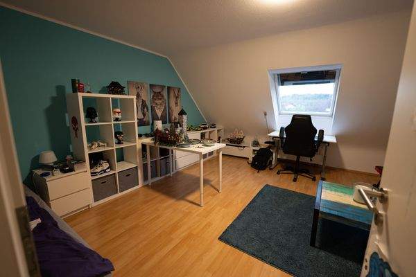 Erstes DG - Schlafzimmer rechts 2