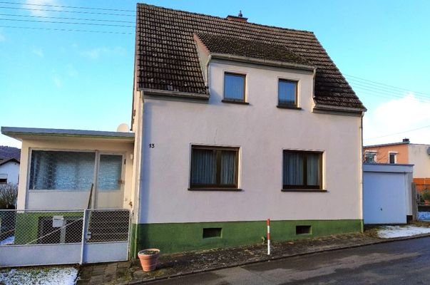 Straßenansicht