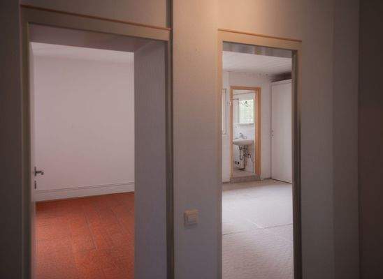 2. OG Schlafzimmer + Bad