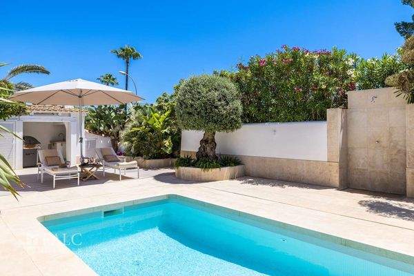 Salzwasser-Swimmingpool