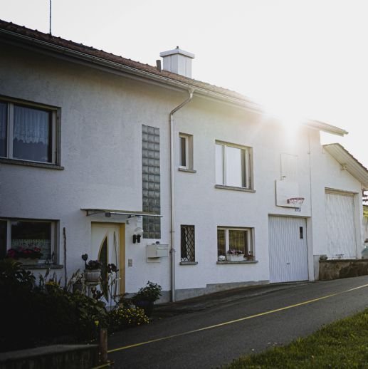 Zweifamilienhaus mit Garage in Metzingen