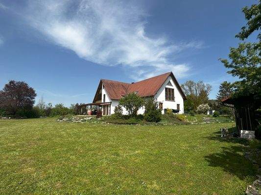 Gartenansicht zum Haus