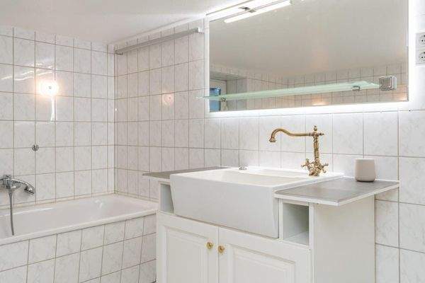 Wannenbad Untergeschoss