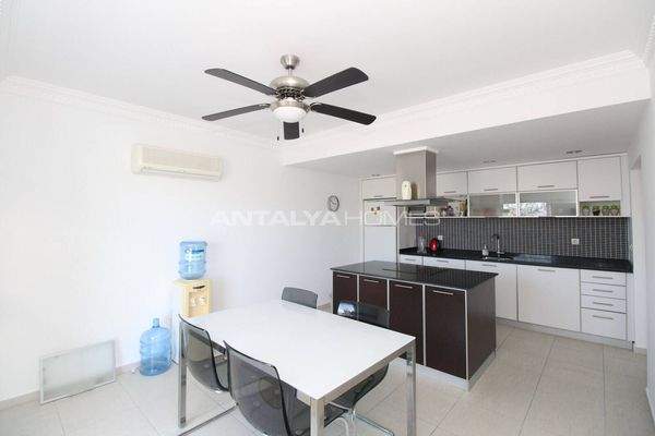 4-Bedroom Triplex Villa with Pool in Antalya