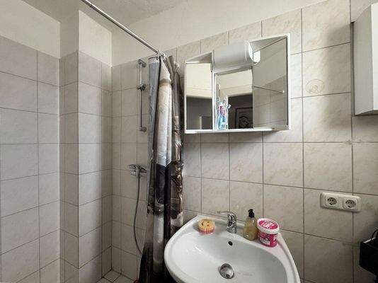 Wohnung 3 - Badezimmer